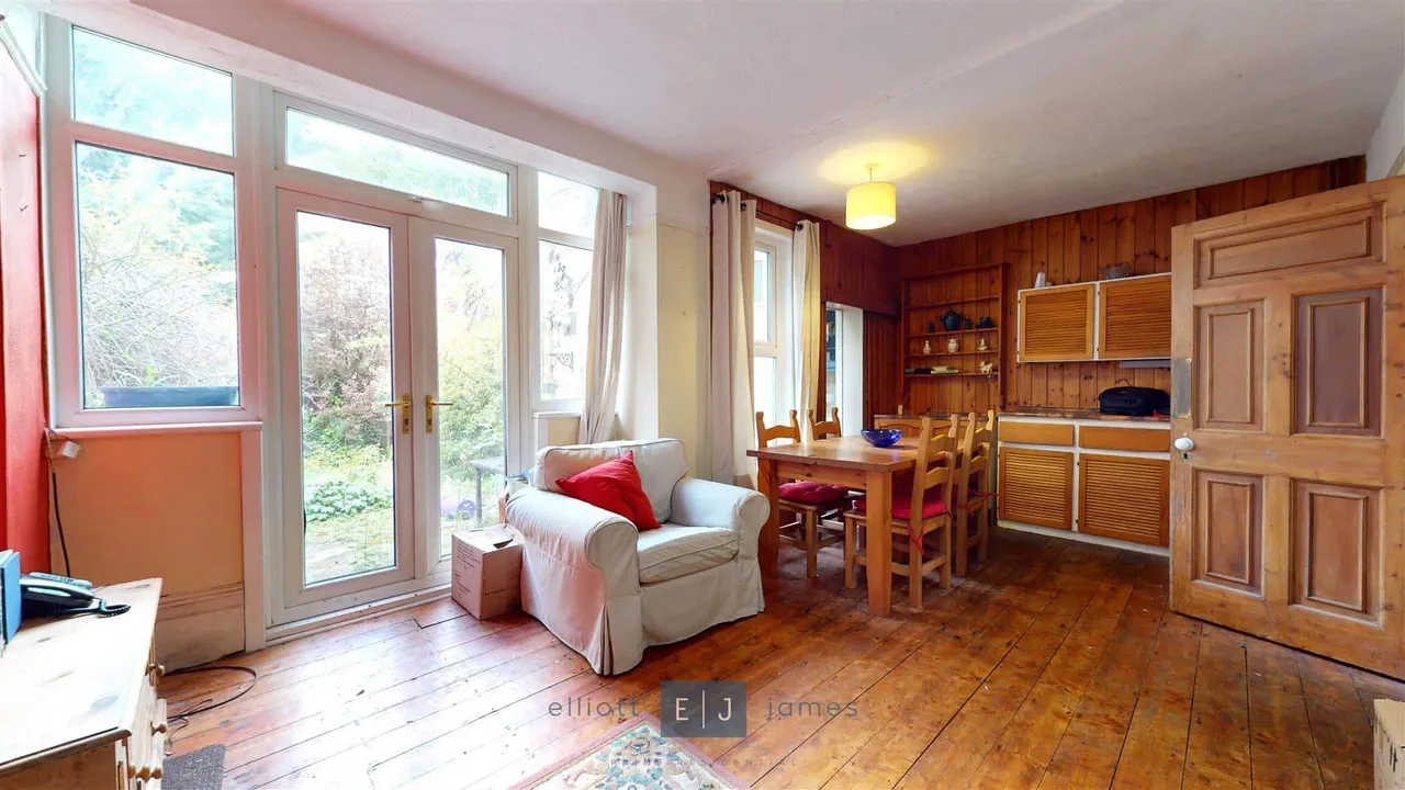 Empress Avenue, Woodford Green, IG8, photo 4