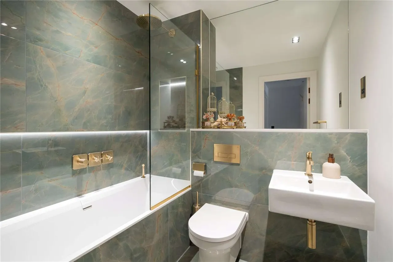 21 Cabul Road,, London, SW11 2PR, photo 11