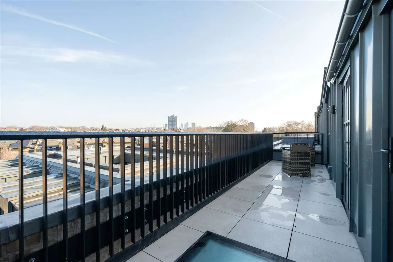 21 Cabul Road,, London, SW11 2PR, photo 3