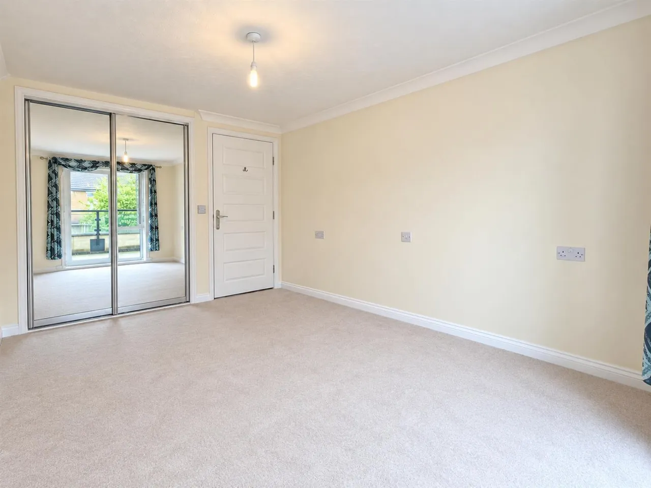 Hall Lane, photo 5