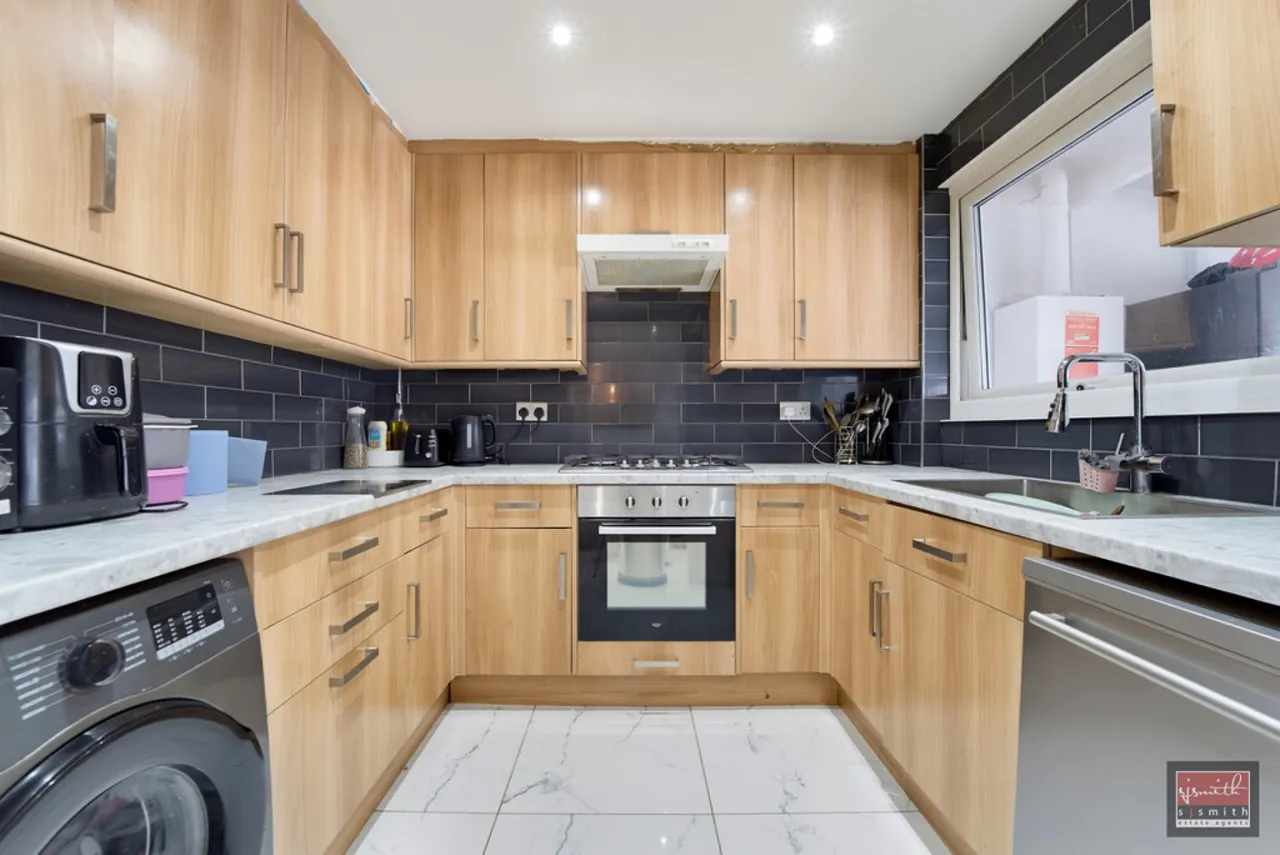 Conway Drive, Ashford, photo 4