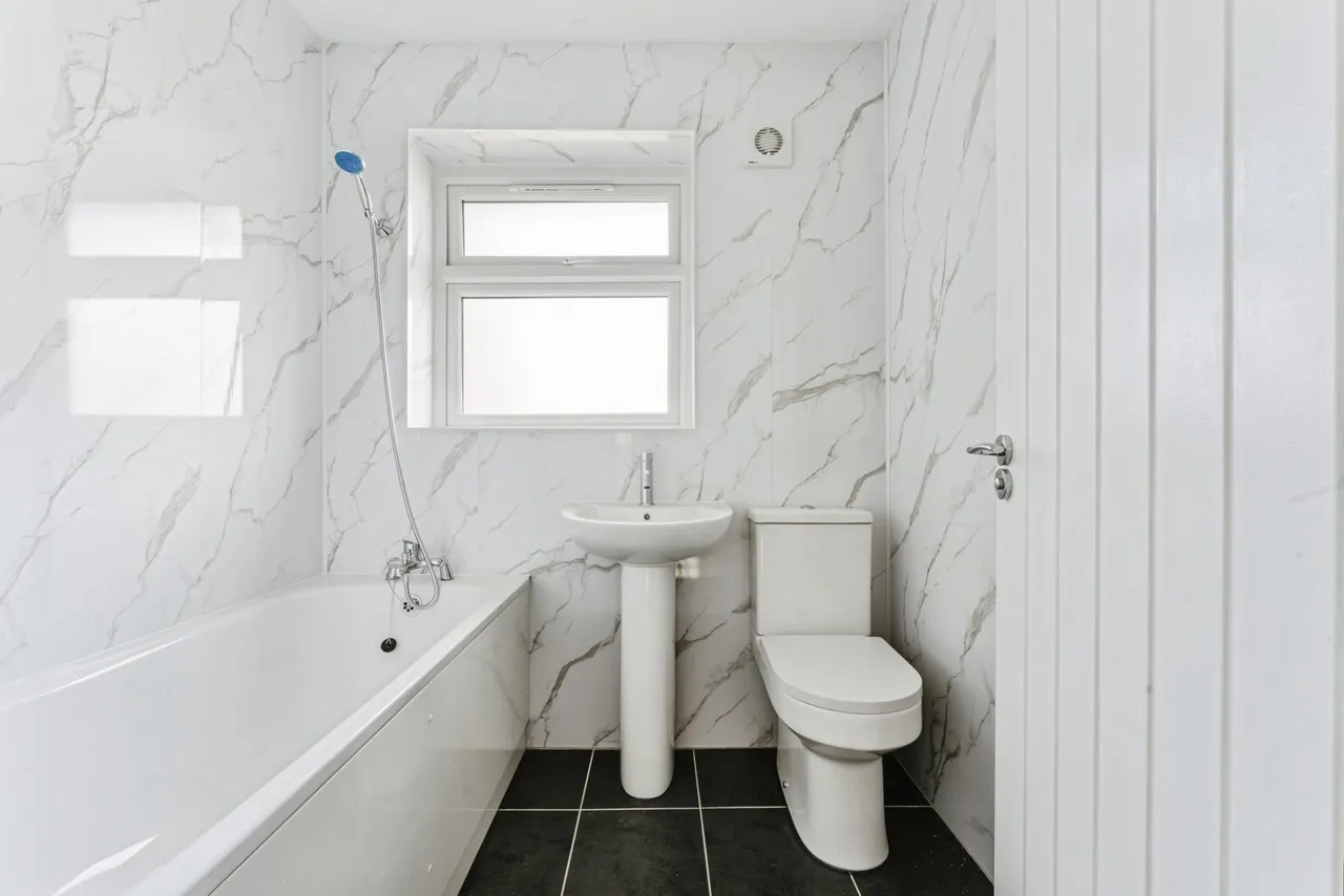 Grosvenor Road, Leyton, E10, photo 4