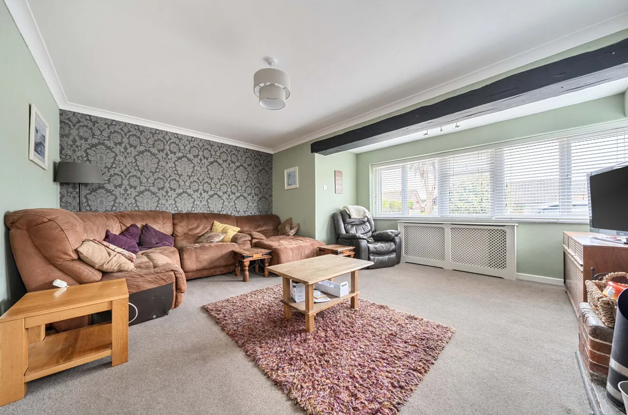 Southdean Drive, Middleton-On-Sea, PO22, photo 3