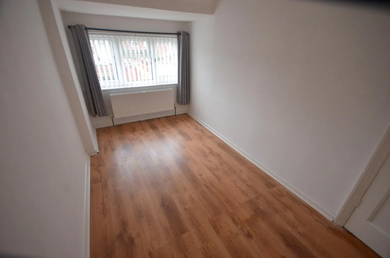 Helene Grove, Grimsby, DN32, photo 6