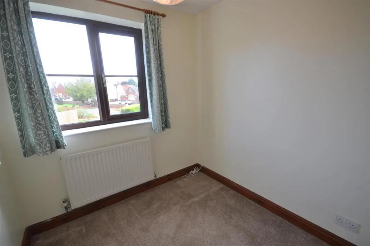 Main Street, Twyford, LE14, photo 9