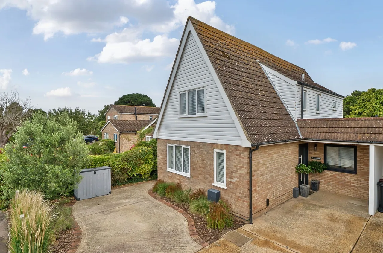 Locksash Close, West Wittering, PO20, photo 30