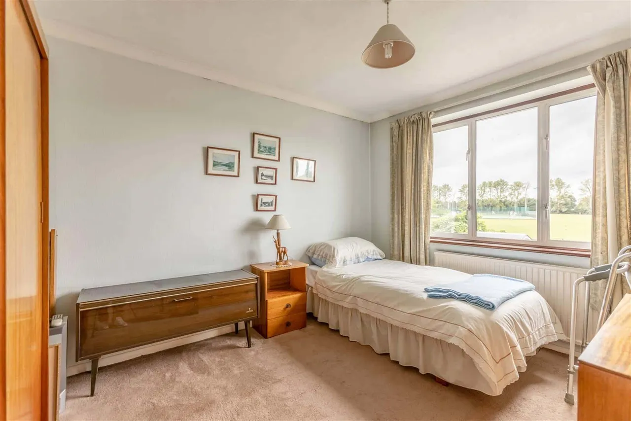 Smiths Lane, Windsor, SL4 5PE, photo 15