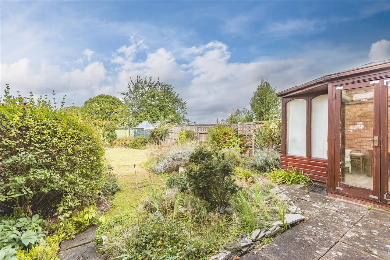 Smiths Lane, Windsor, SL4 5PE, photo 18