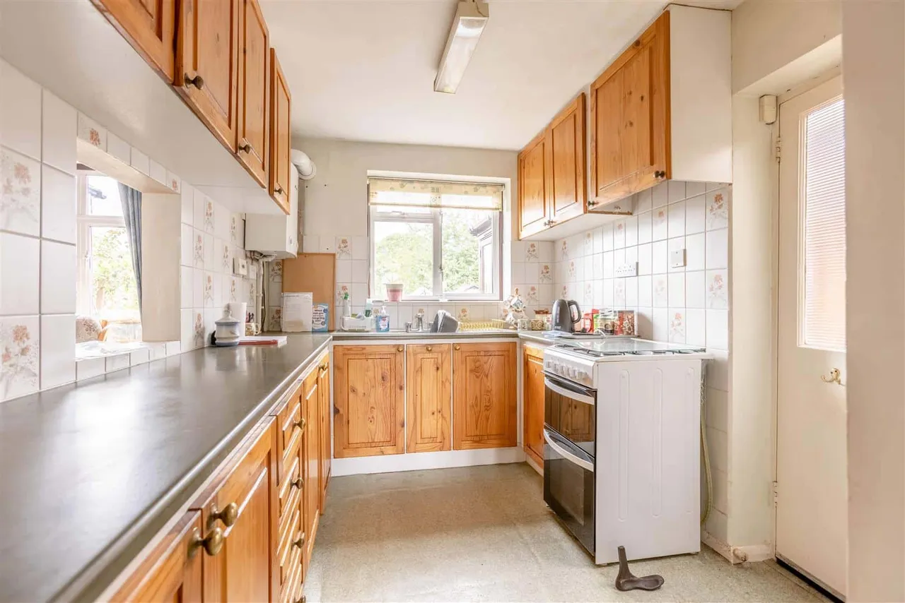 Smiths Lane, Windsor, SL4 5PE, photo 7