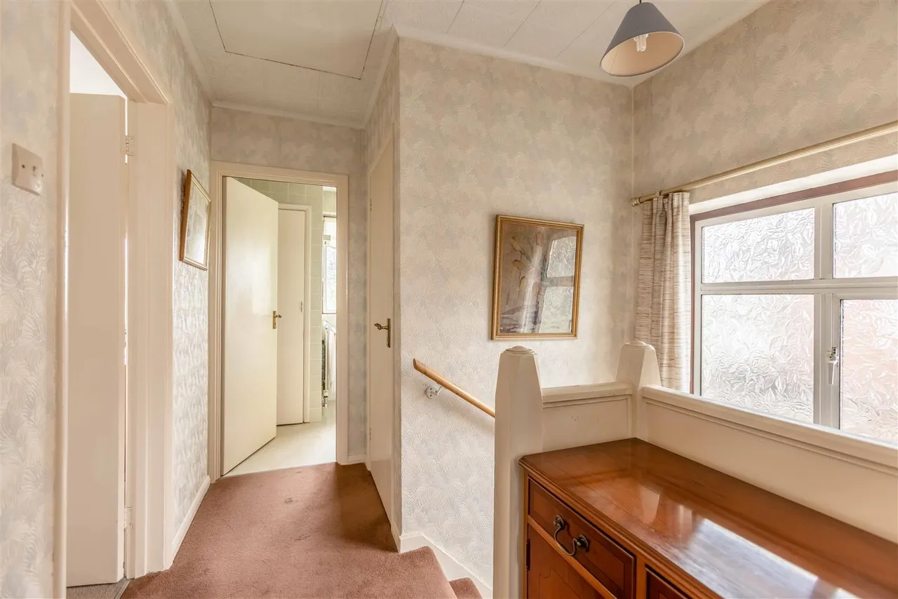 Smiths Lane, Windsor, SL4 5PE, photo 11