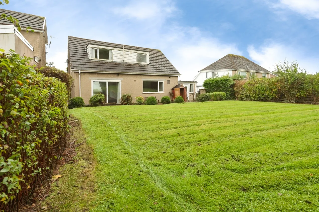 Meadow Close, Burnley, BB10, photo 4