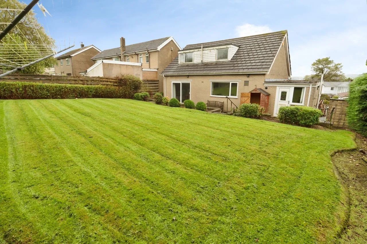 Meadow Close, Burnley, BB10, photo 19