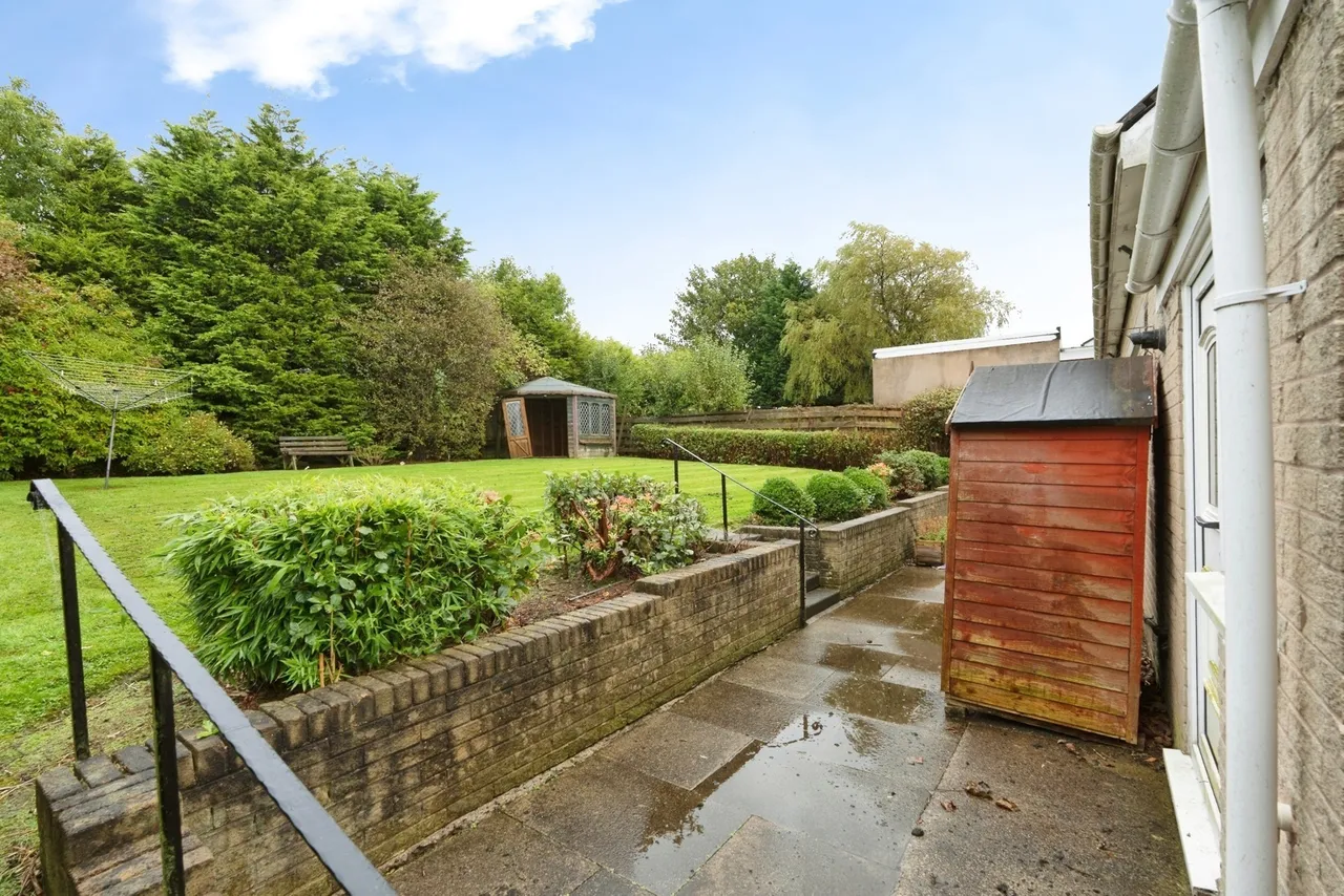 Meadow Close, Burnley, BB10, photo 18