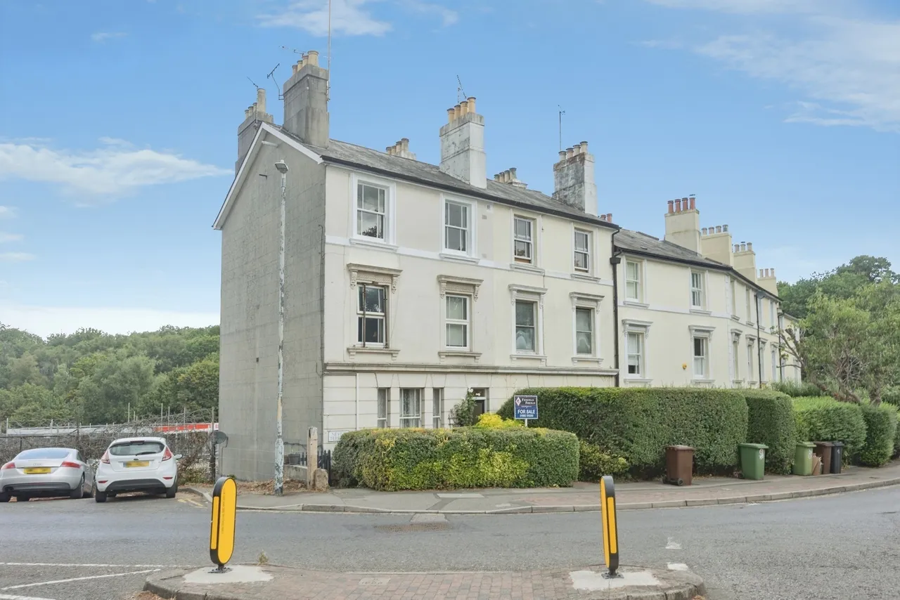 Nevill Terrace, Tunbridge Wells, TN2, photo 14