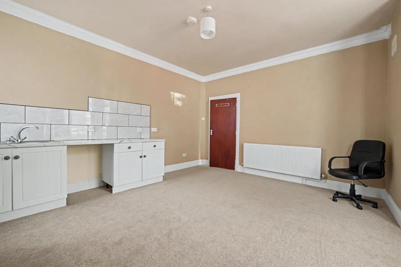 Countess Road, Nuneaton, CV11, photo 12
