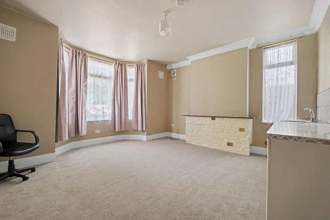 Countess Road, Nuneaton, CV11, photo 7