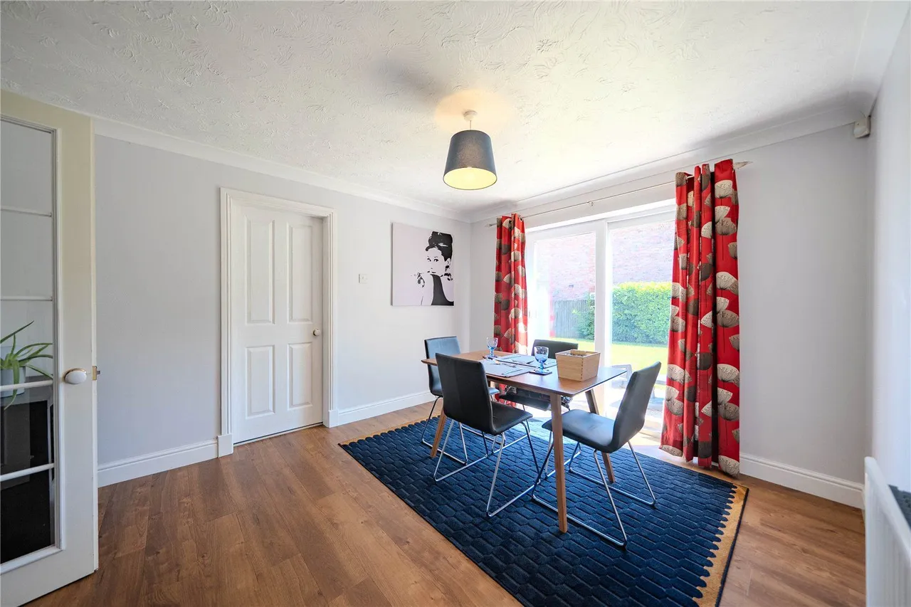 Chestnut Drive, Leeds, LS16, photo 3