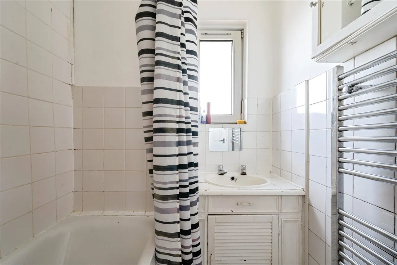Cambridge Gardens, Kingston upon Thames, KT1, photo 20