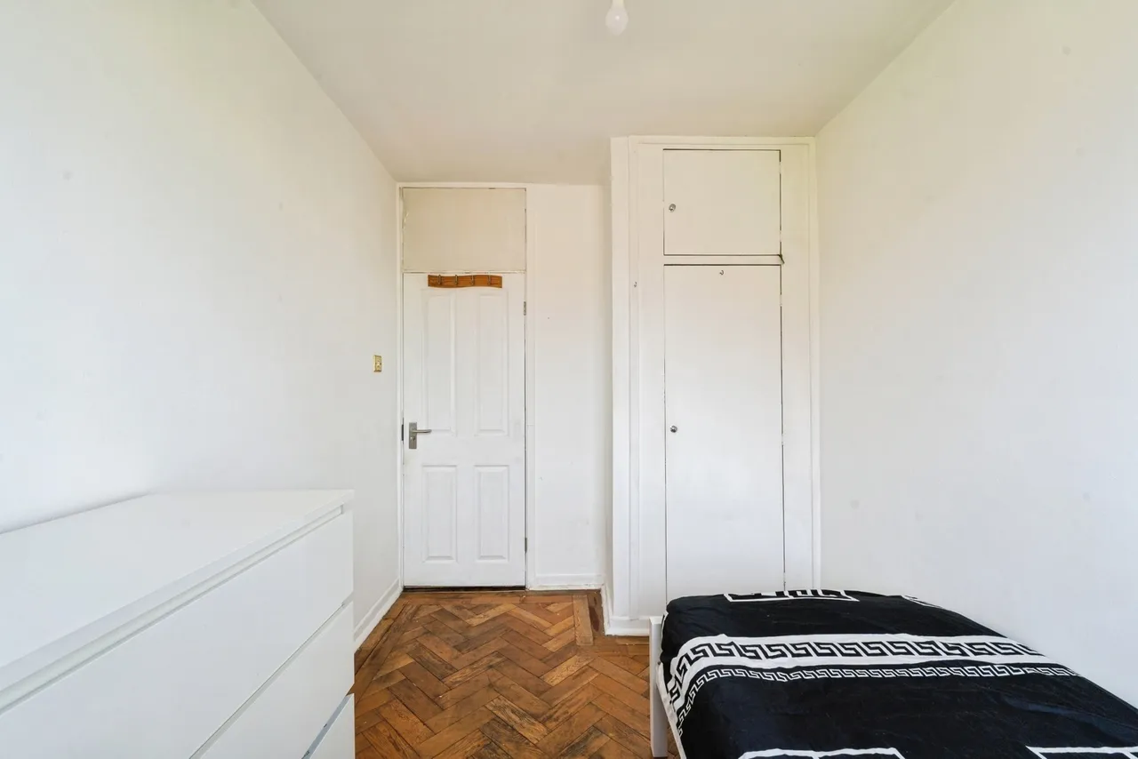 Cambridge Gardens, Kingston upon Thames, KT1, photo 16