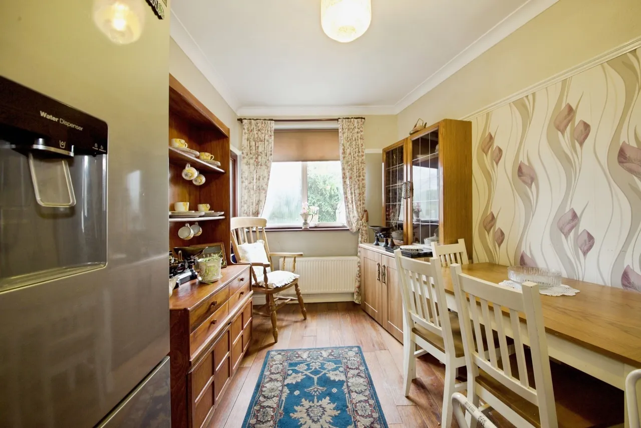 Chadville Gardens, Romford, Essex, RM6, photo 17