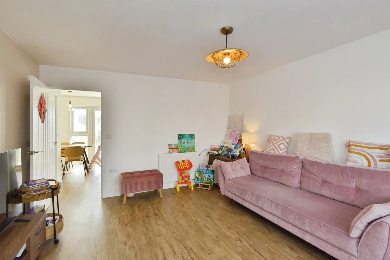Priestley Drive, Tattenhoe Park, MK4, photo 7