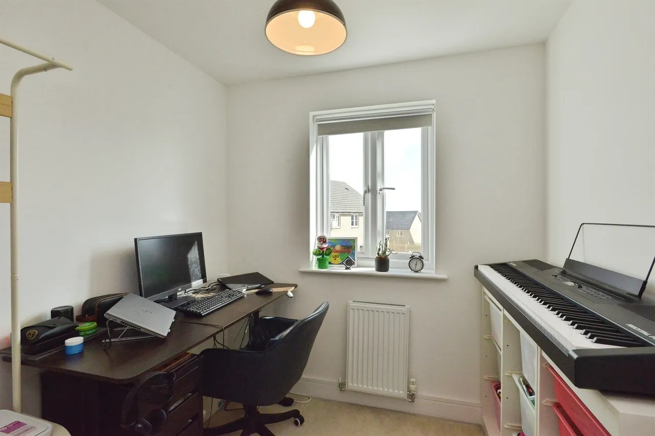 Priestley Drive, Tattenhoe Park, MK4, photo 12