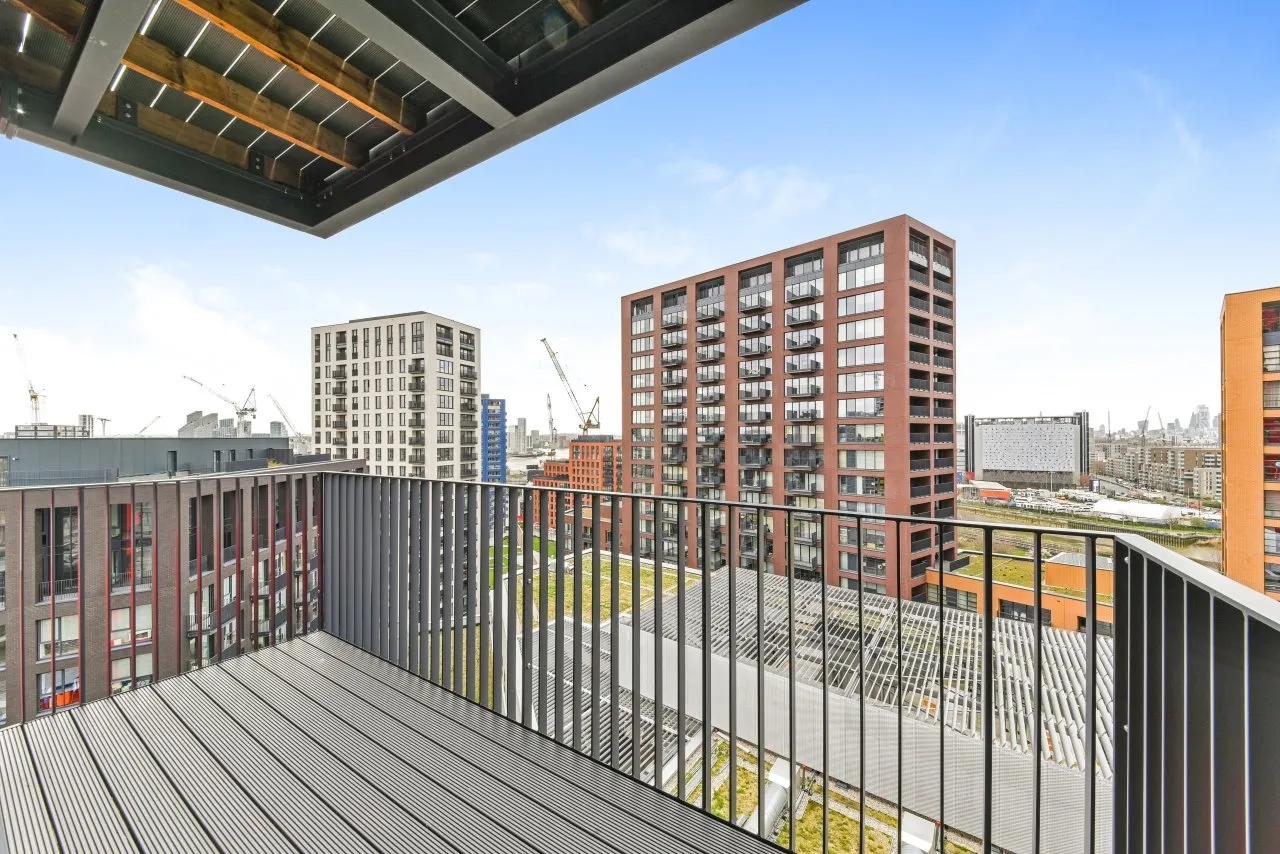 Defoe House, London City, 123 City Island Way, Canning Town, London, E14, photo 6