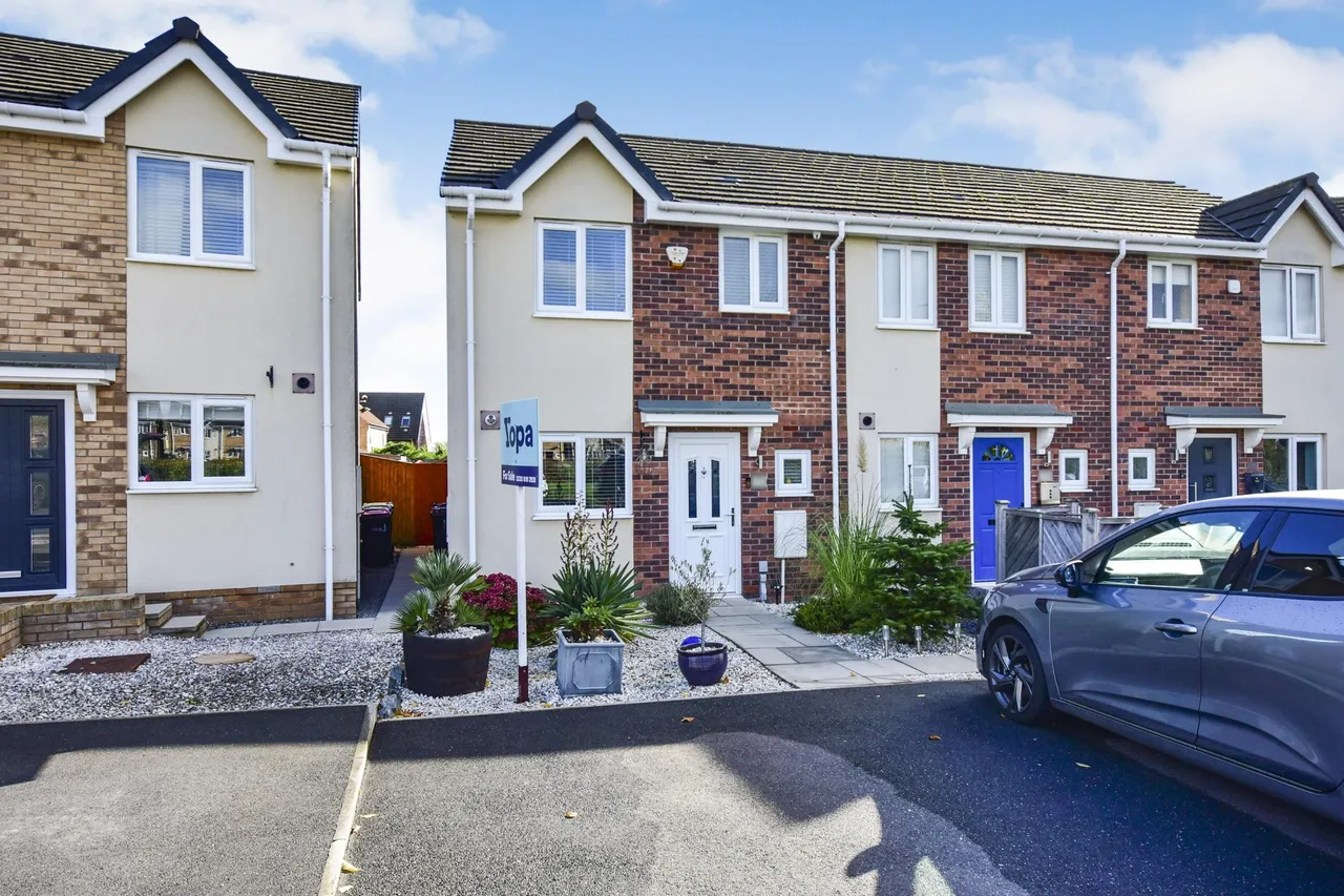 3 bed house for sale, Fred Edwards Park, Upper Haugh, S62