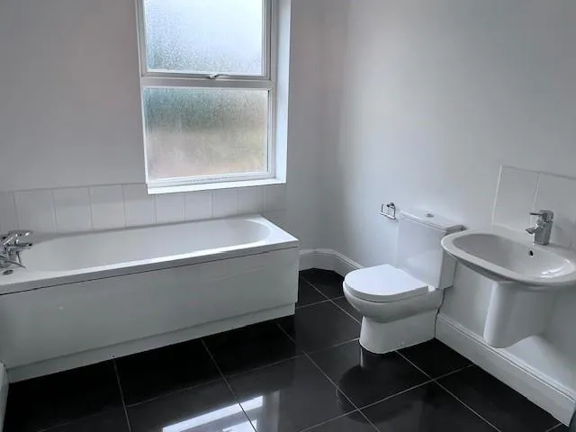 Wilsthorpe Road, Long Eaton, NG10, photo 9