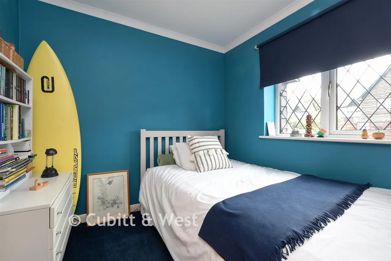 Oak End, Beare Green, RH5, photo 18