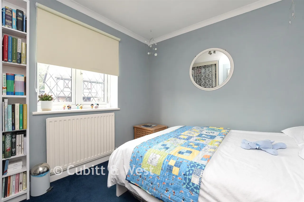 Oak End, Beare Green, RH5, photo 15