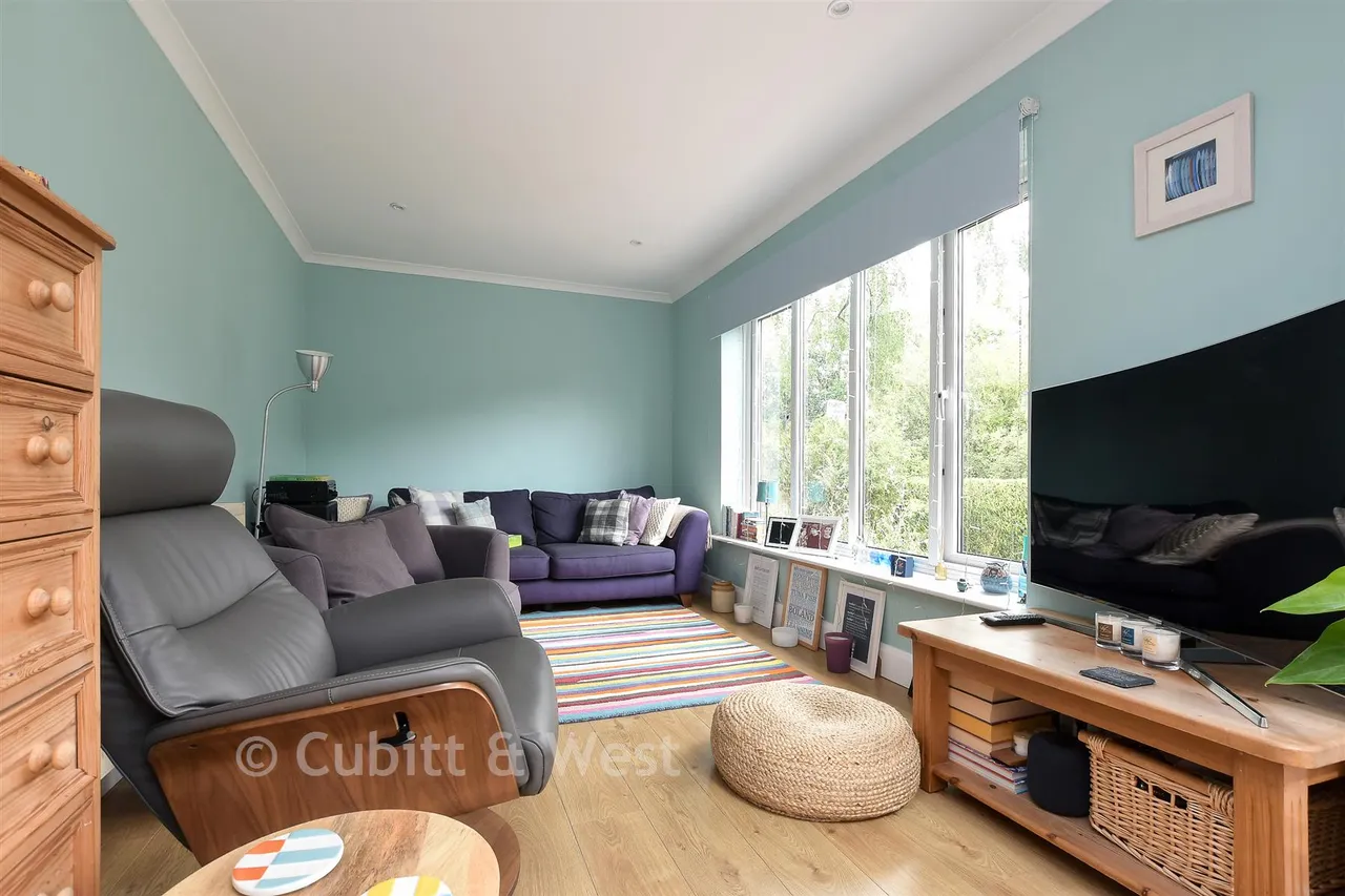 Oak End, Beare Green, RH5, photo 8