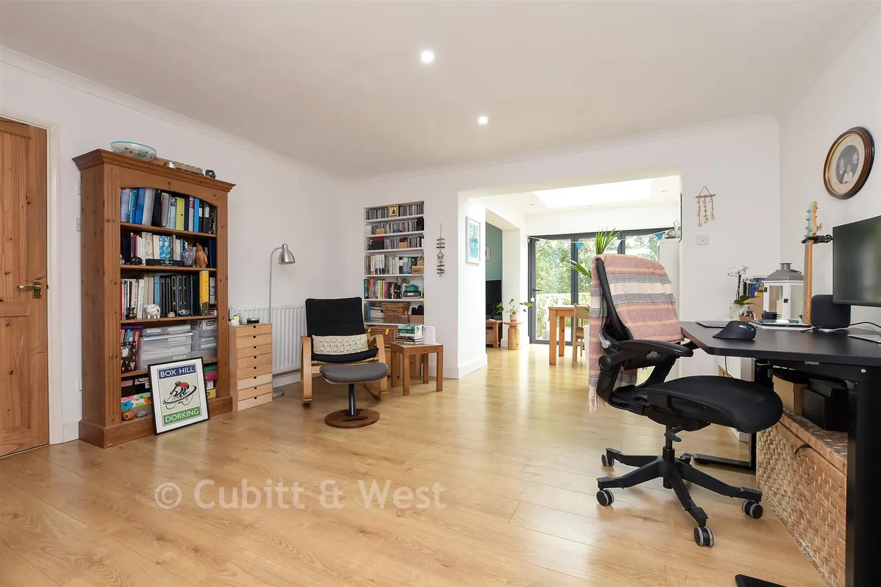 Oak End, Beare Green, RH5, photo 5