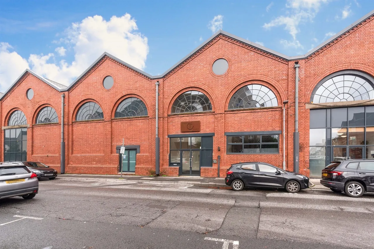1 bed flat to rent, Pendyris Street, Cardiff, CF11