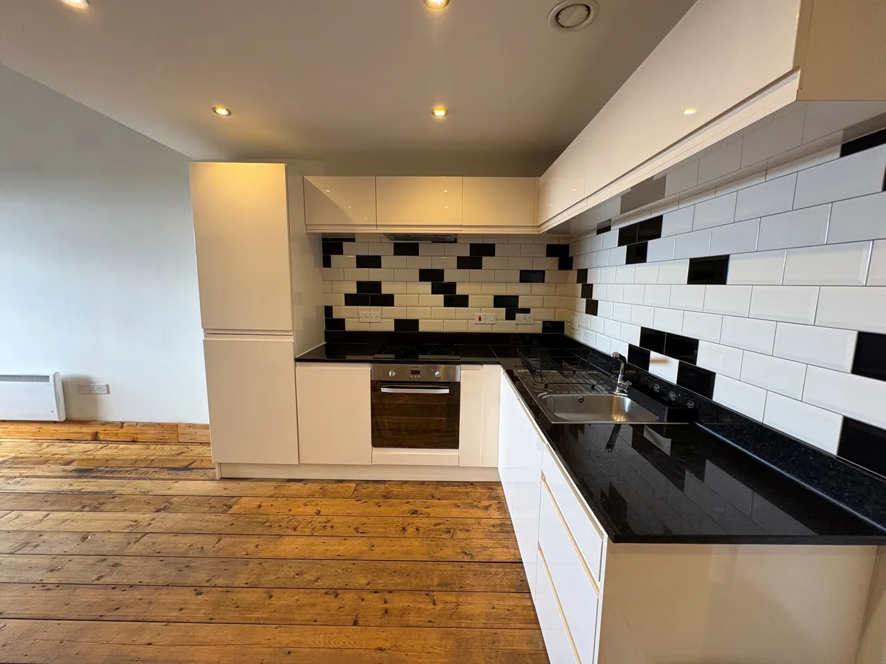 Pendyris Street, Cardiff, CF11, photo 2
