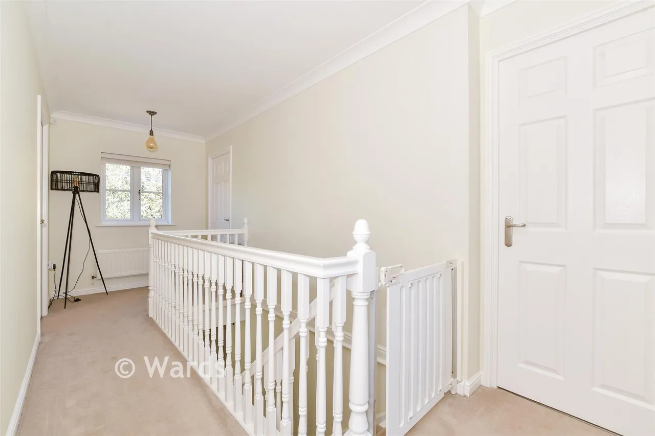 Chartwell Drive, Maidstone, ME16, photo 13