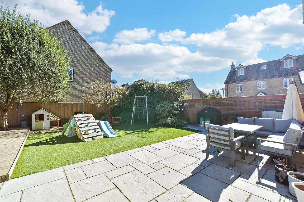 Chartwell Drive, Maidstone, ME16, photo 6
