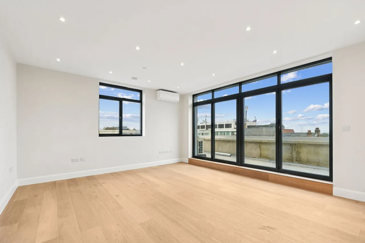 Saxon Hall, Palace Court, W2, photo 2