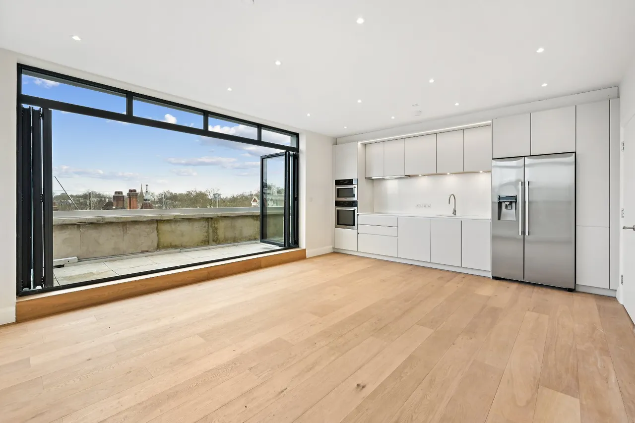 1 bed flat for sale, Saxon Hall, Palace Court, W2