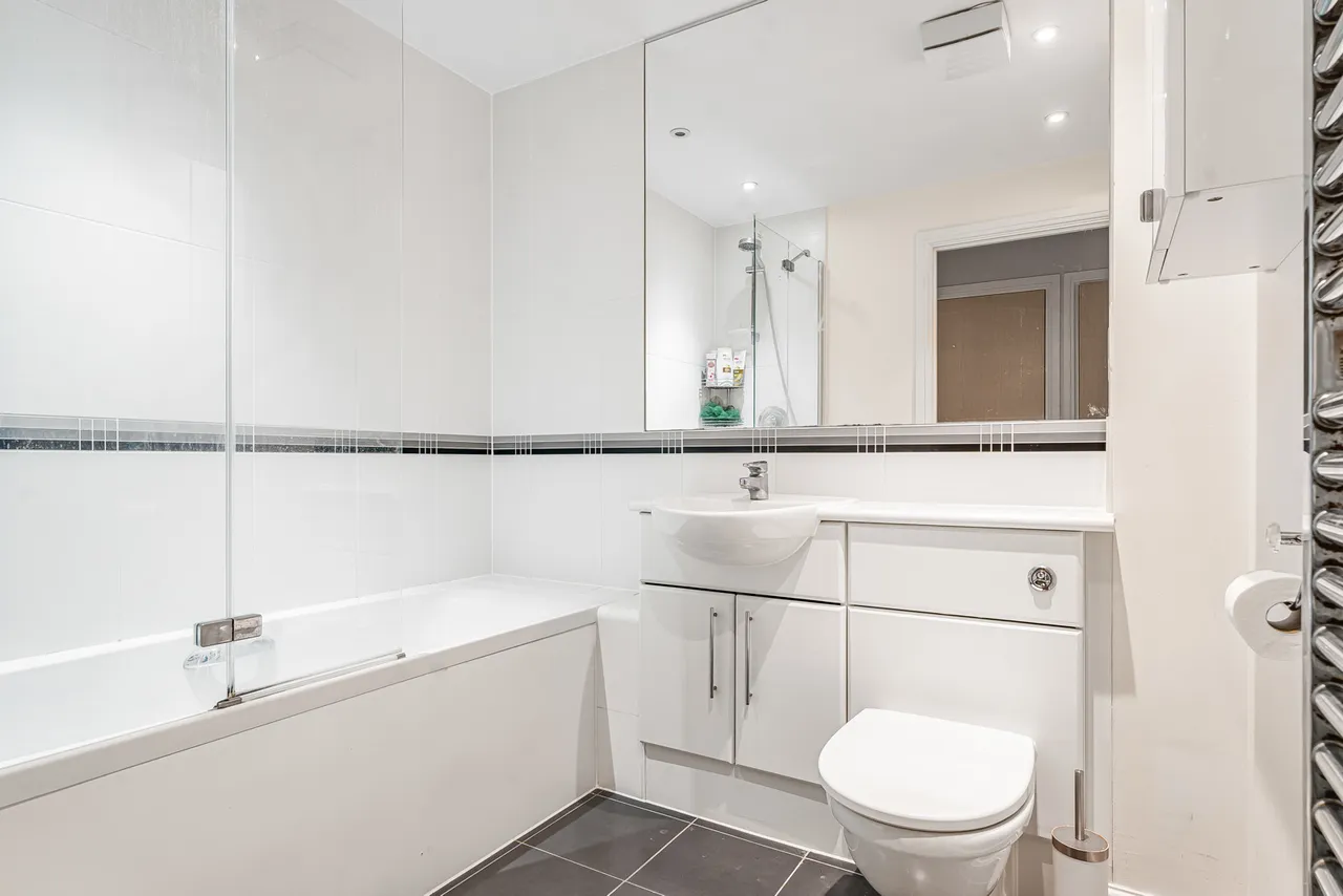 Wooldridge Close, Feltham, TW14, photo 7