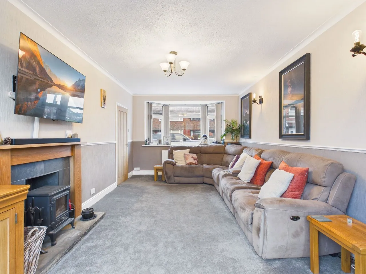 Guildford Grove, Middleton, M24, photo 6