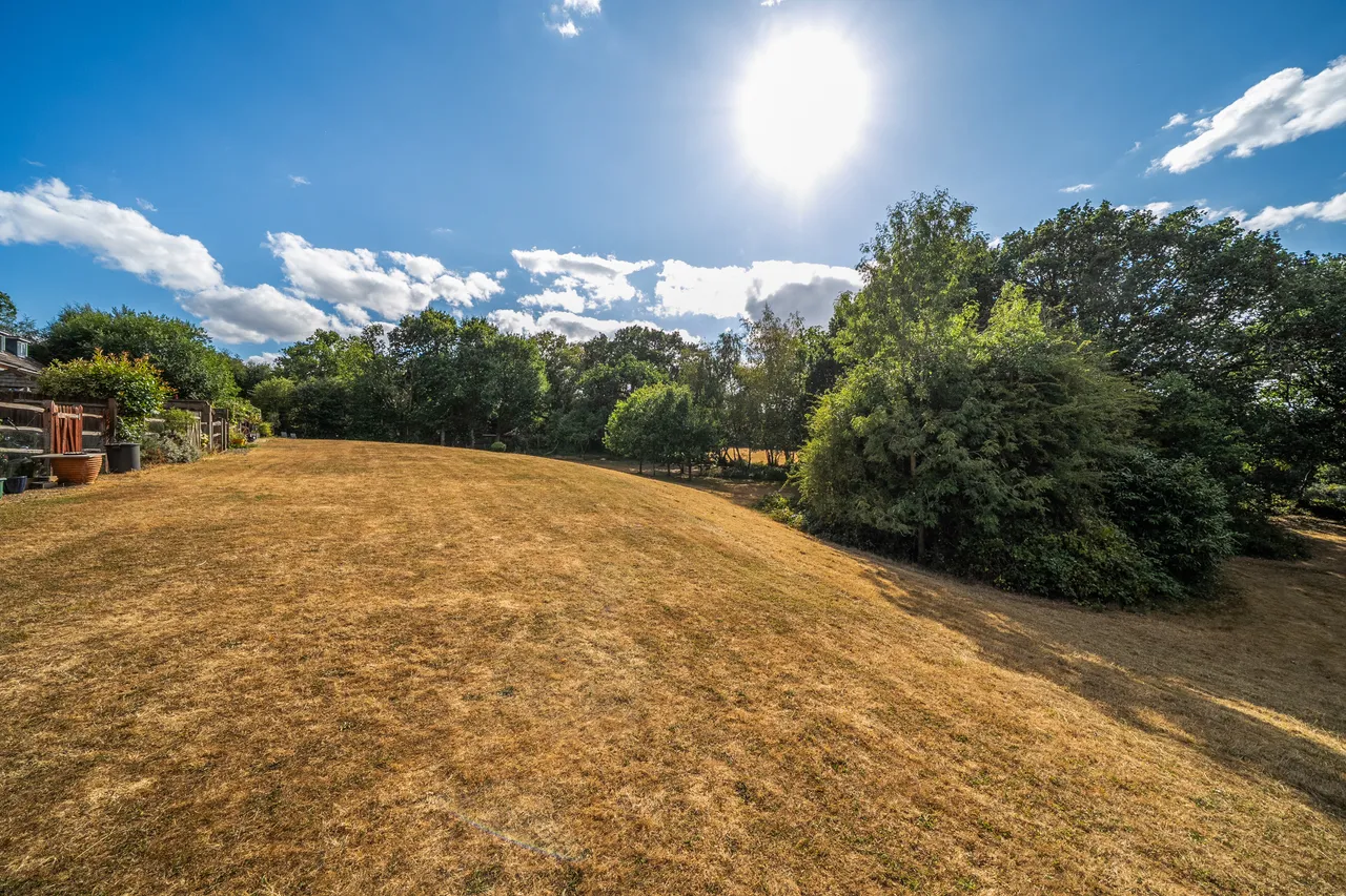 Newbery Close, Caterham, CR3, photo 10