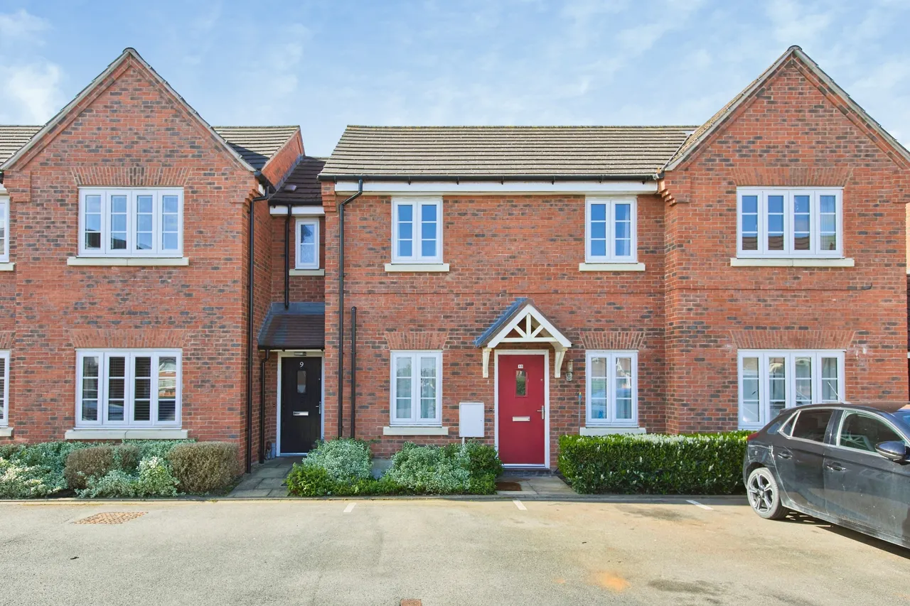 Dove Place, Hatton, DE65, photo 12