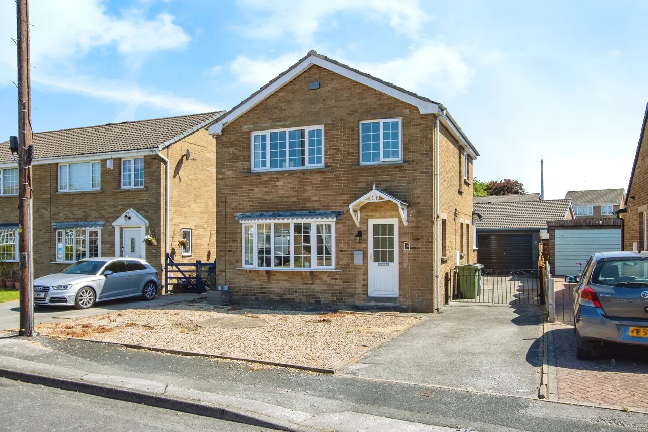 3 bed house for sale, Kirkburton, Huddersfield, HD8