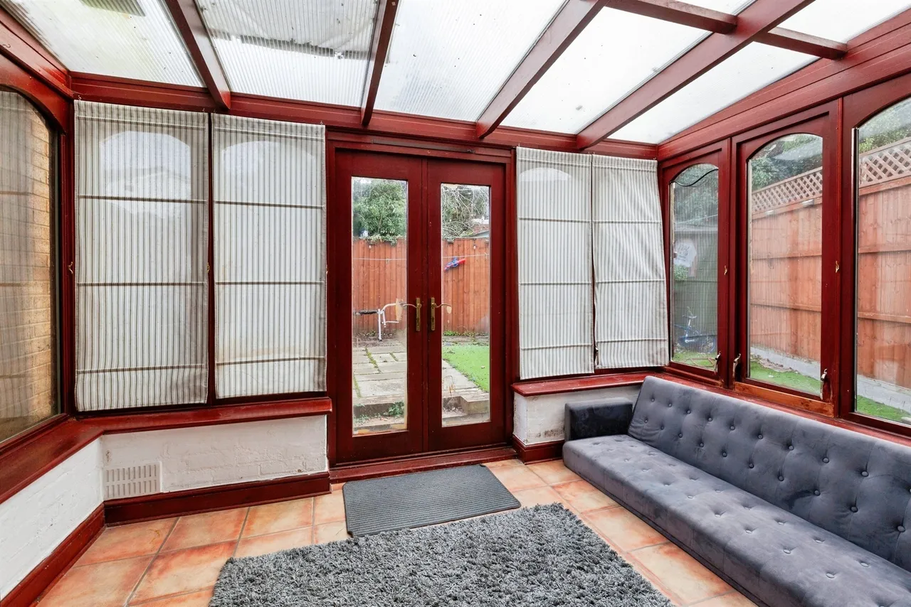 Scarborough Way, Slough, SL1, photo 2