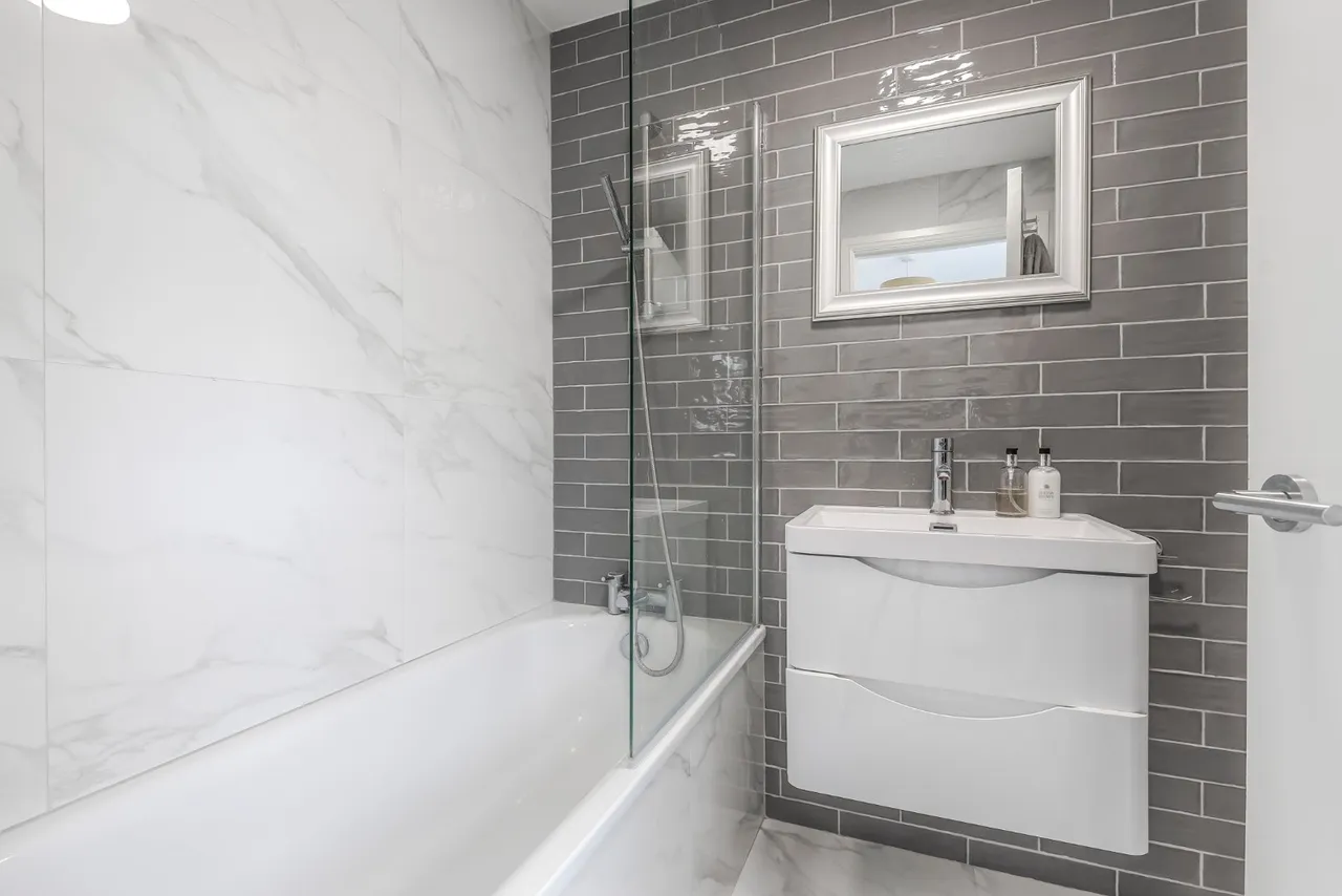 Belsize Crescent, Belsize Park, NW3, photo 18