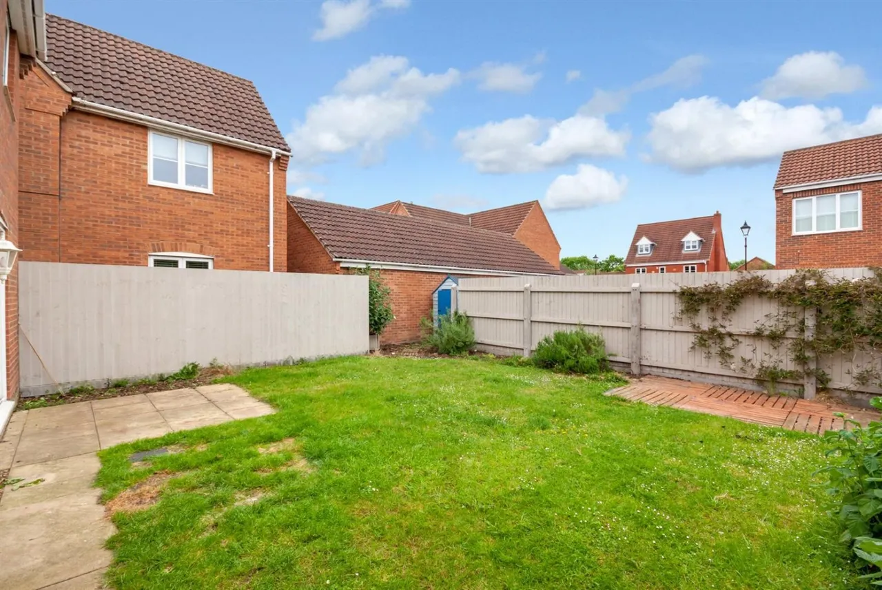 Elder Close, Witham St. Hughs, LN6, photo 15