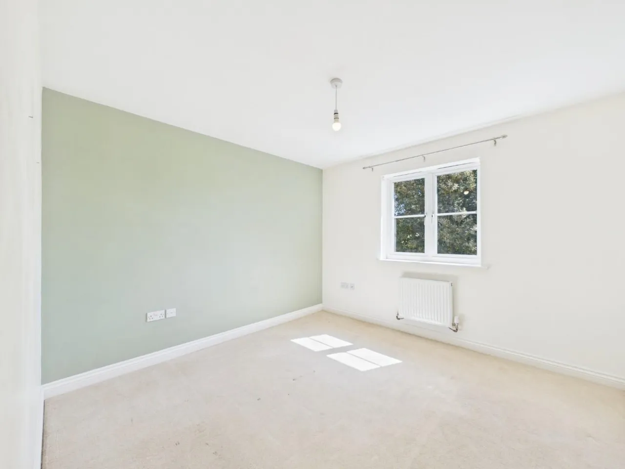 Elder Close, Witham St. Hughs, LN6, photo 9