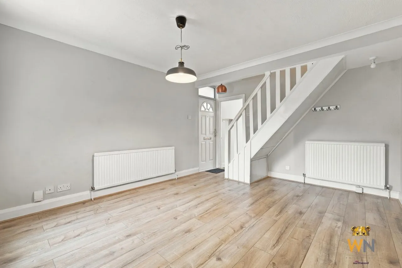 Douglas Road, Hornchurch, RM11, photo 8