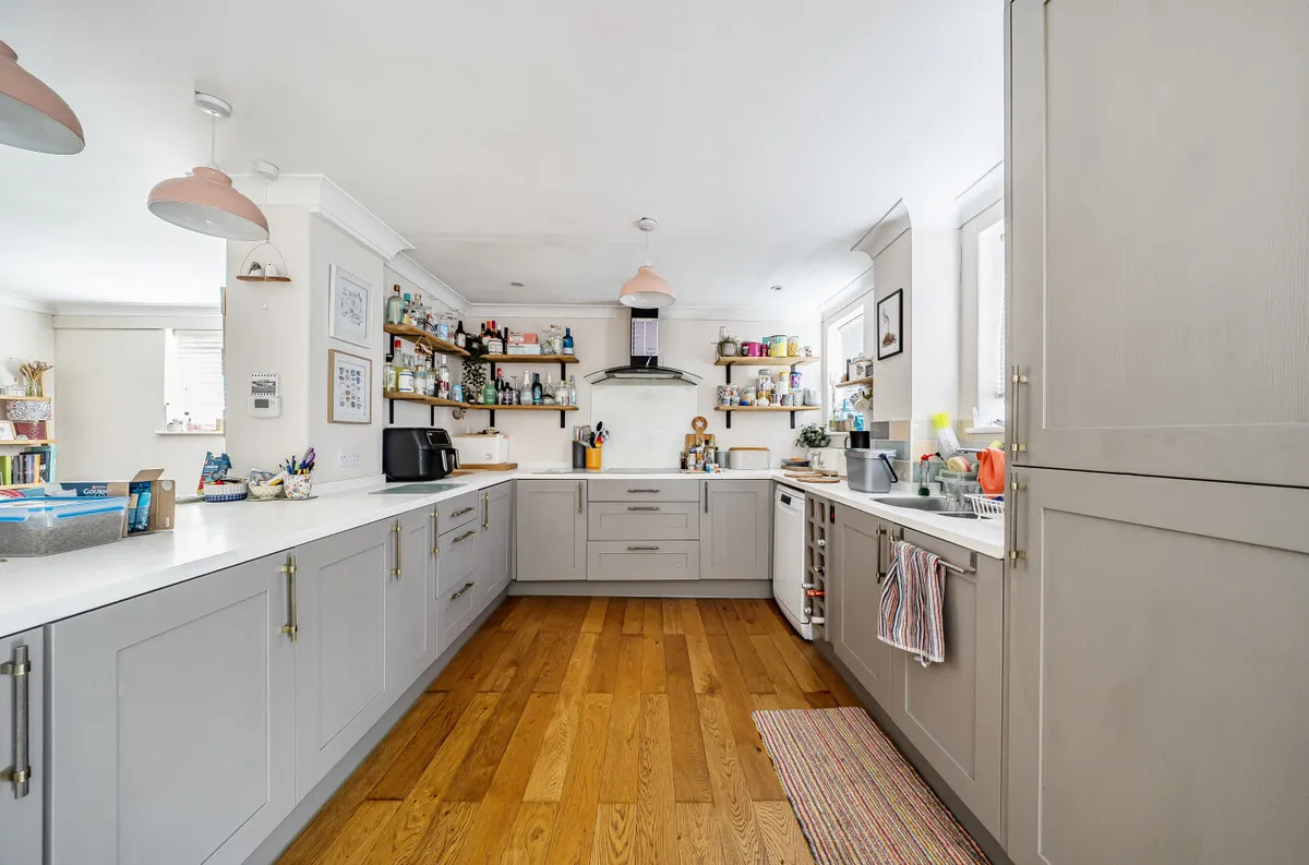 Pulborough, RH20 2BP, photo 5